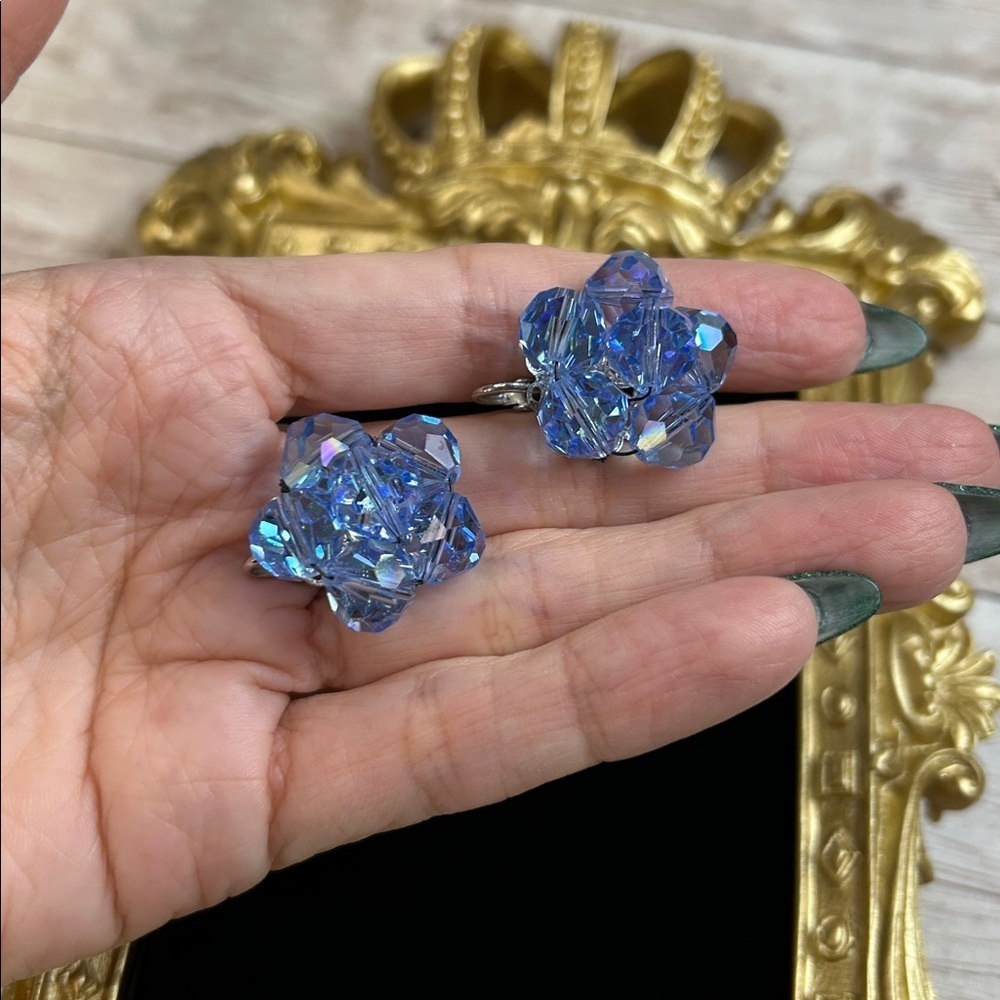 Vintage Laguna Blue Aurora Borealis Crystal Cluster Clip On Earrings